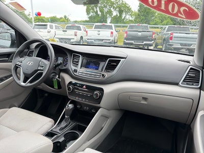 2016 Hyundai Tucson SE