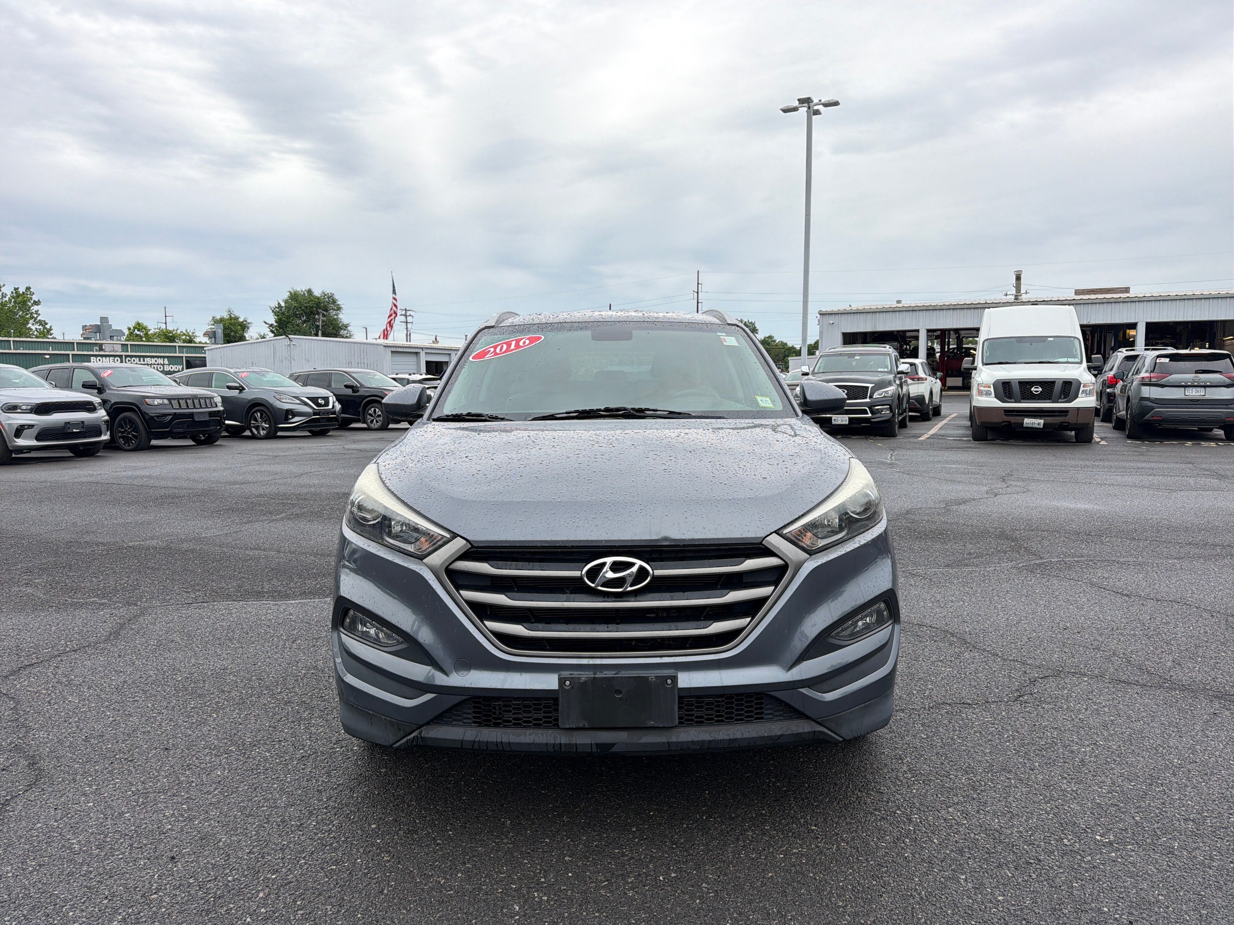 2016 Hyundai Tucson SE