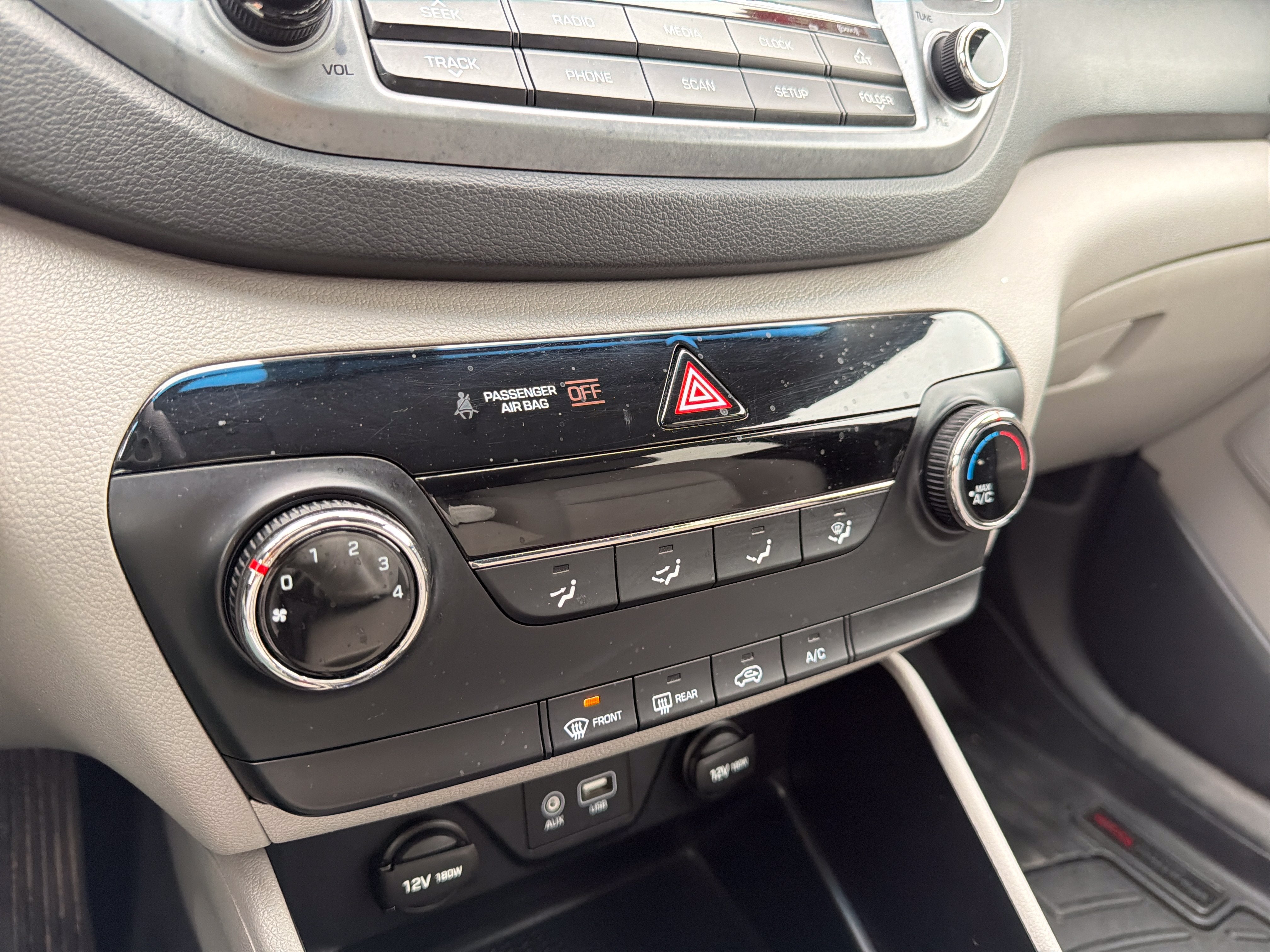 2016 Hyundai Tucson SE