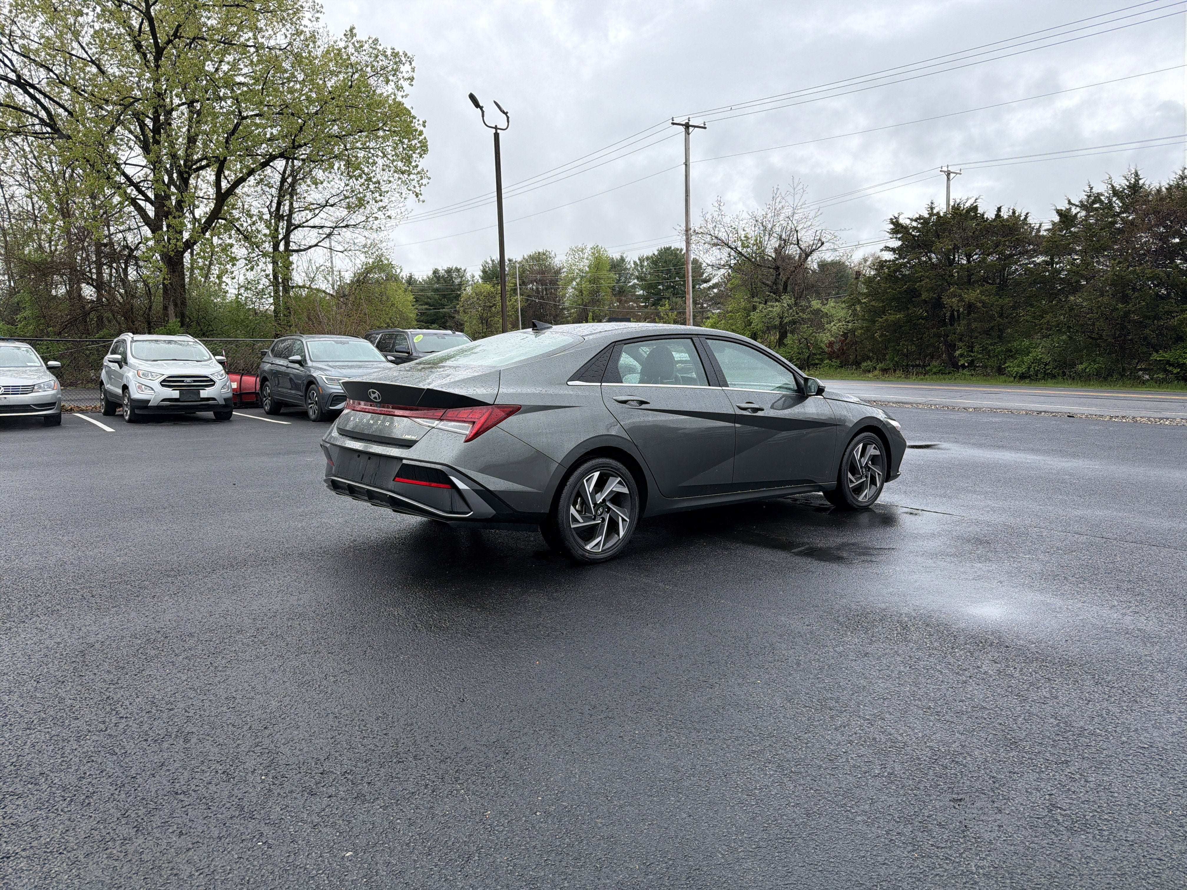 2025 Hyundai Elantra Limited