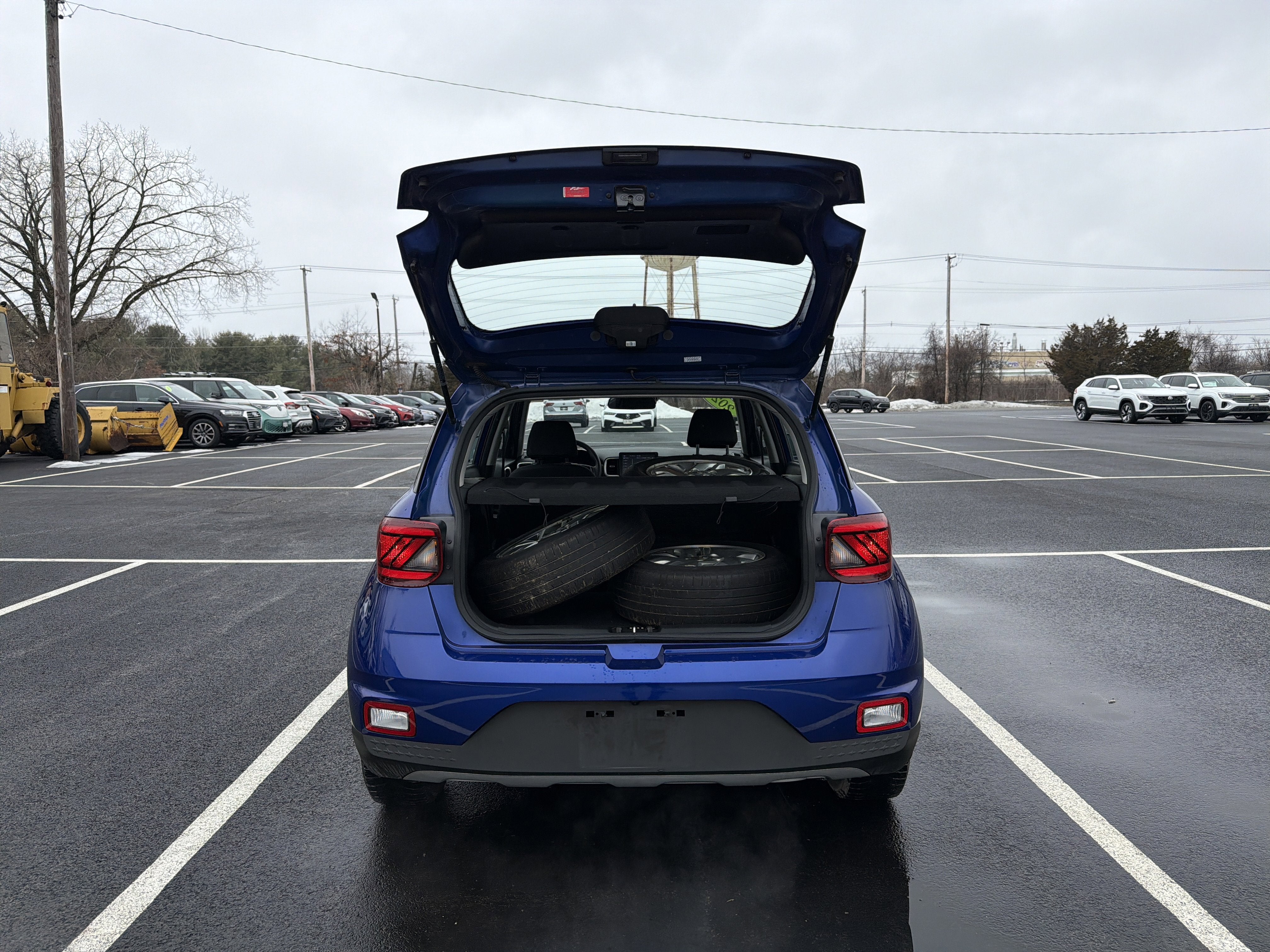 2023 Hyundai Venue SE