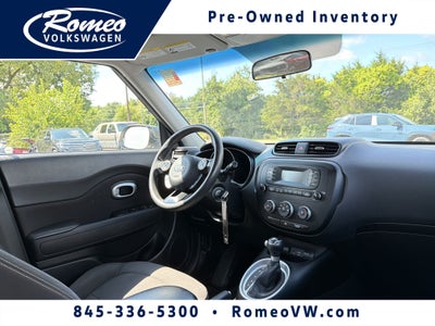 2016 Kia Soul Base