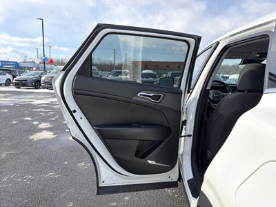 2024 Kia Sportage Hybrid LX