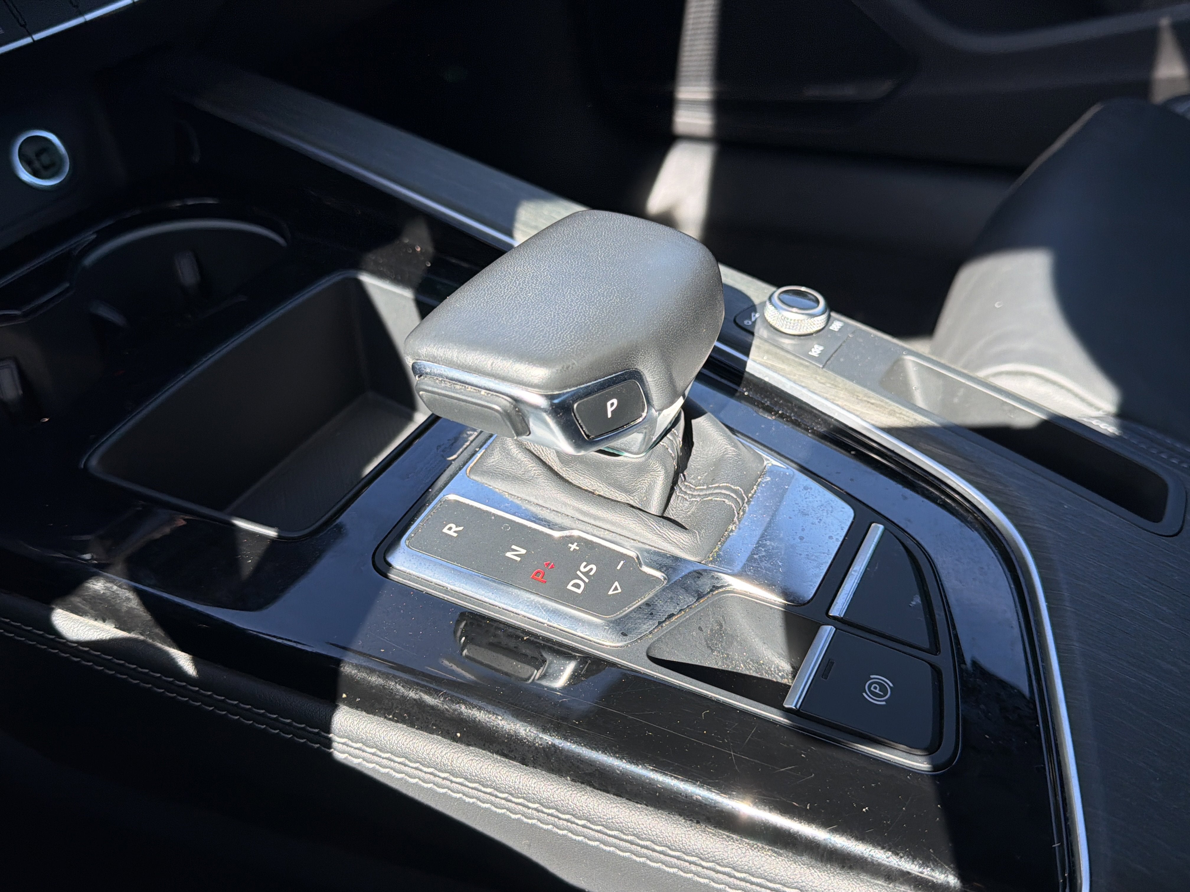 2024 Audi A4 45 S line Premium Plus quattro