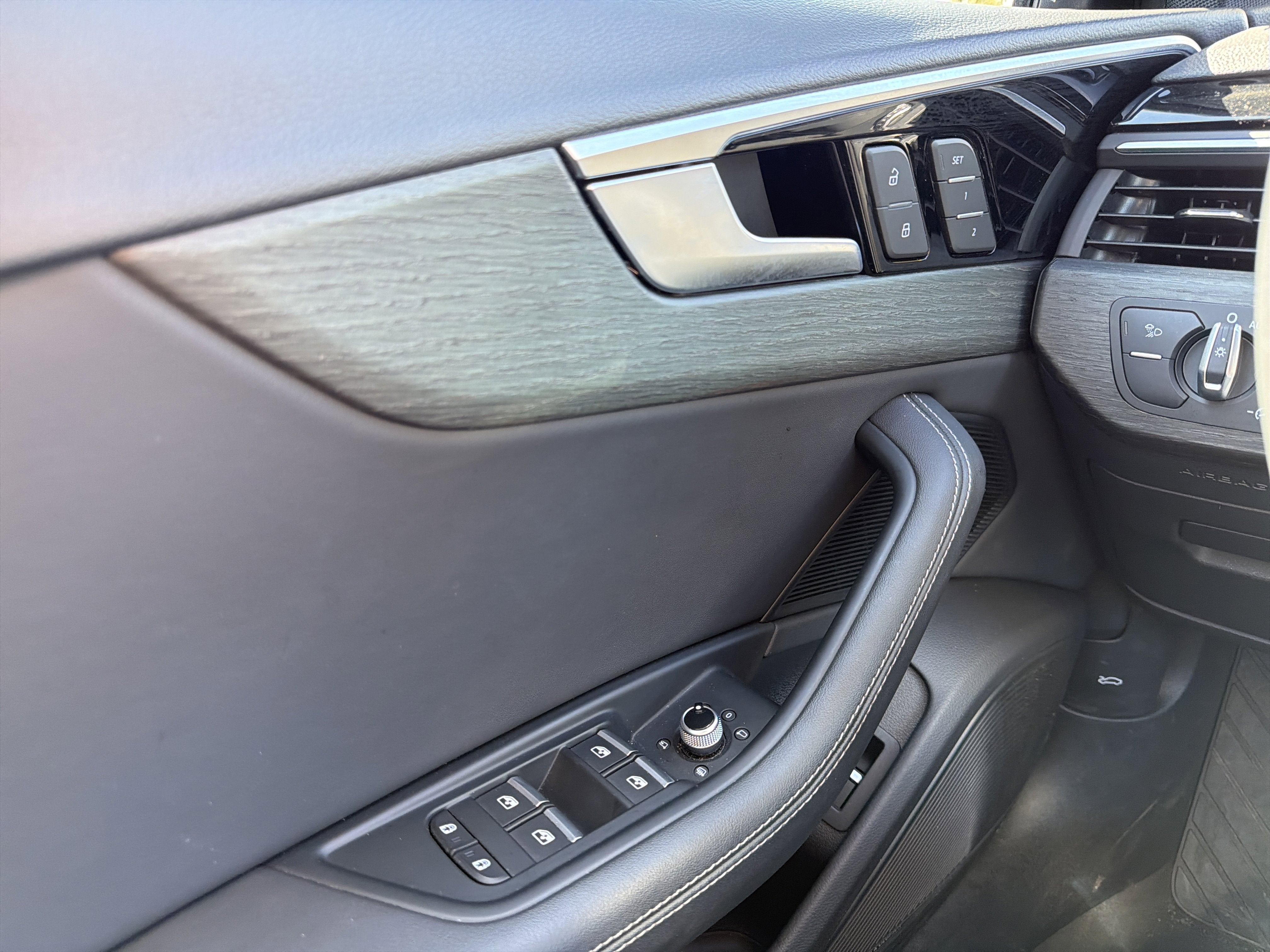 2024 Audi A4 45 S line Premium Plus quattro