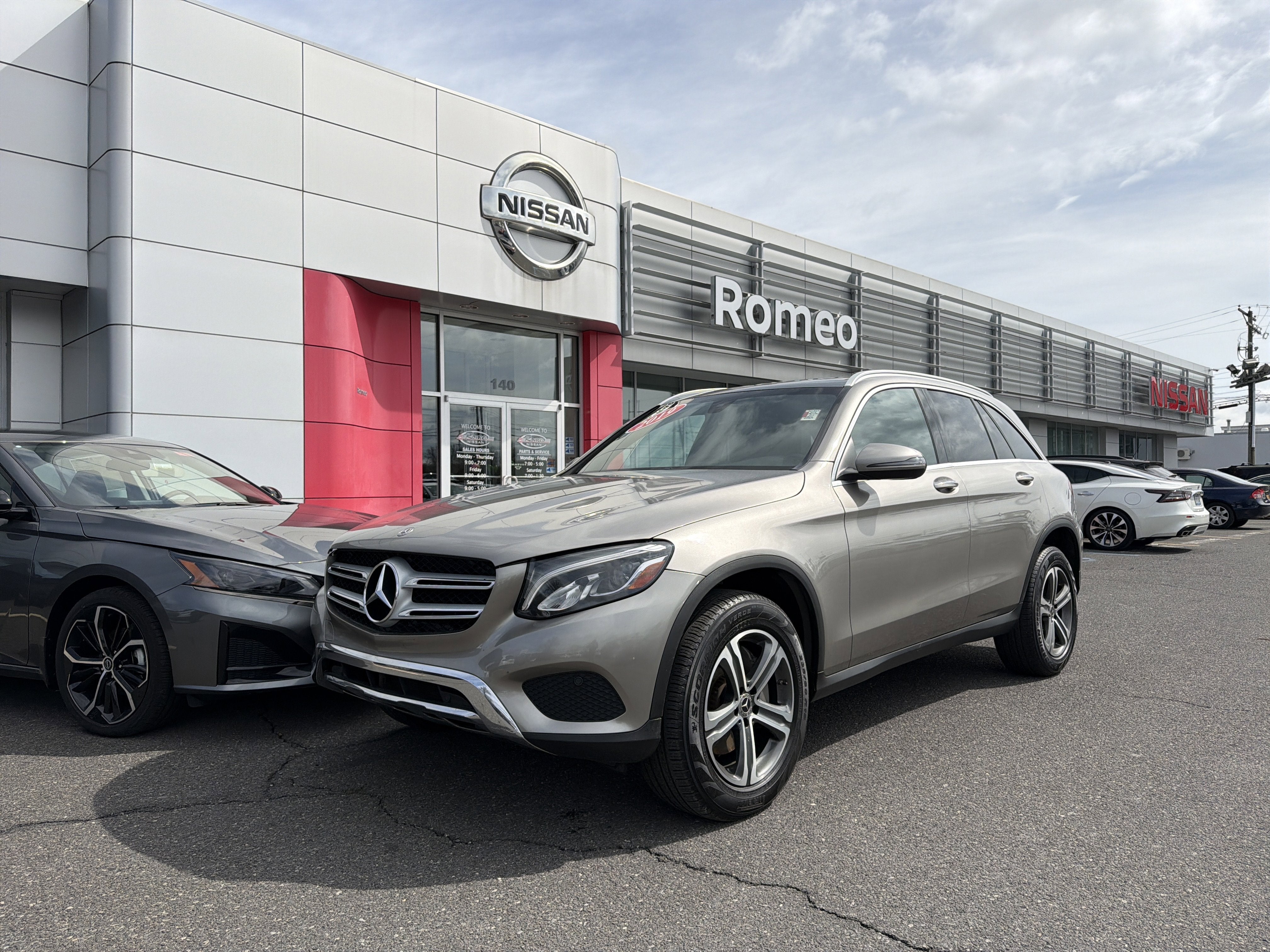 2019 Mercedes-Benz GLC GLC300 4MATIC's photo