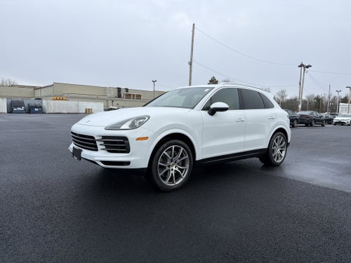 2023 Porsche Cayenne Base