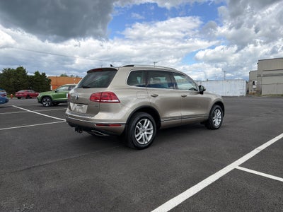 2016 Volkswagen Touareg V6 TDI Sport