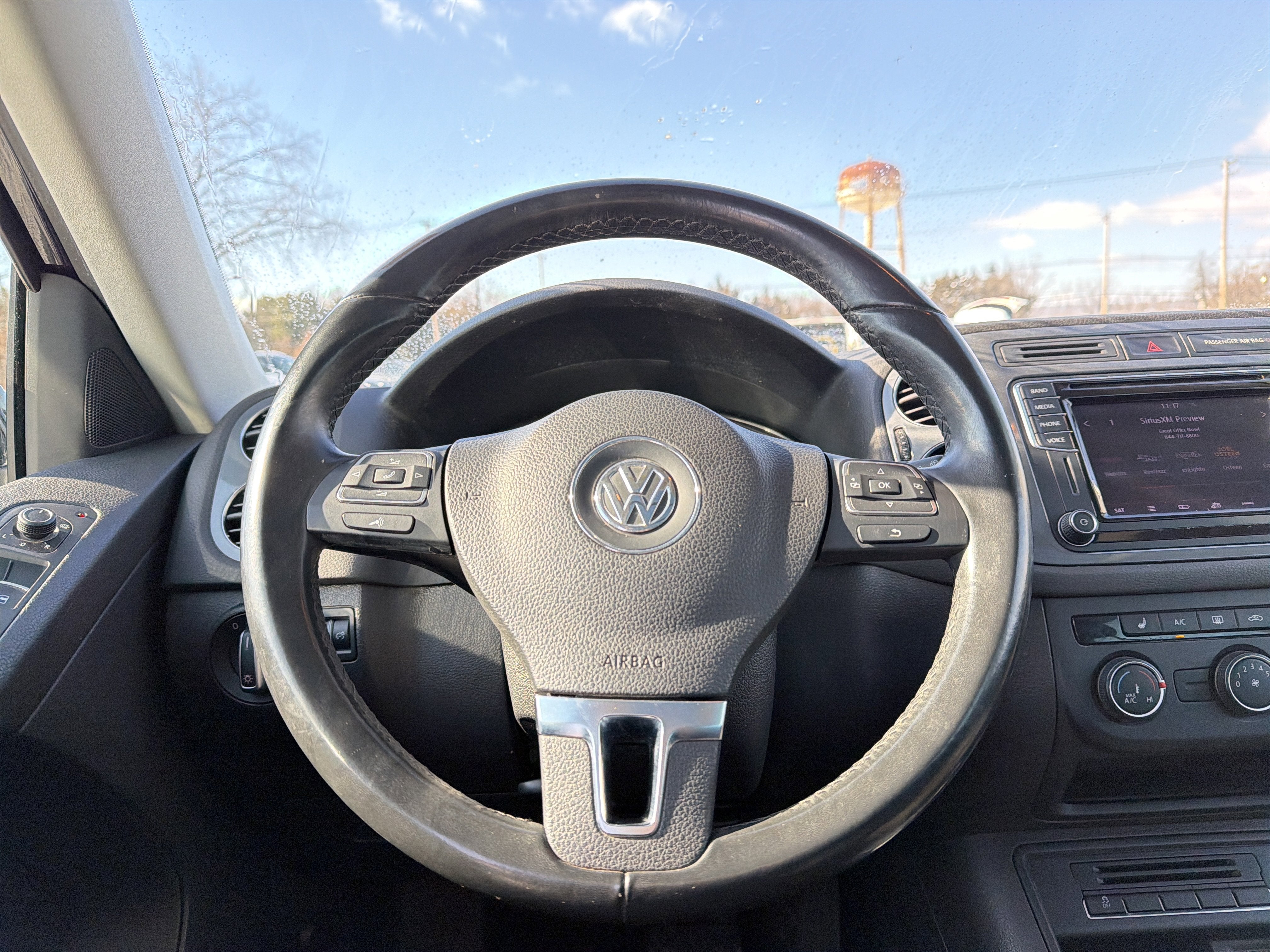 2017 Volkswagen Tiguan 2.0T Wolfsburg Edition 4Motion