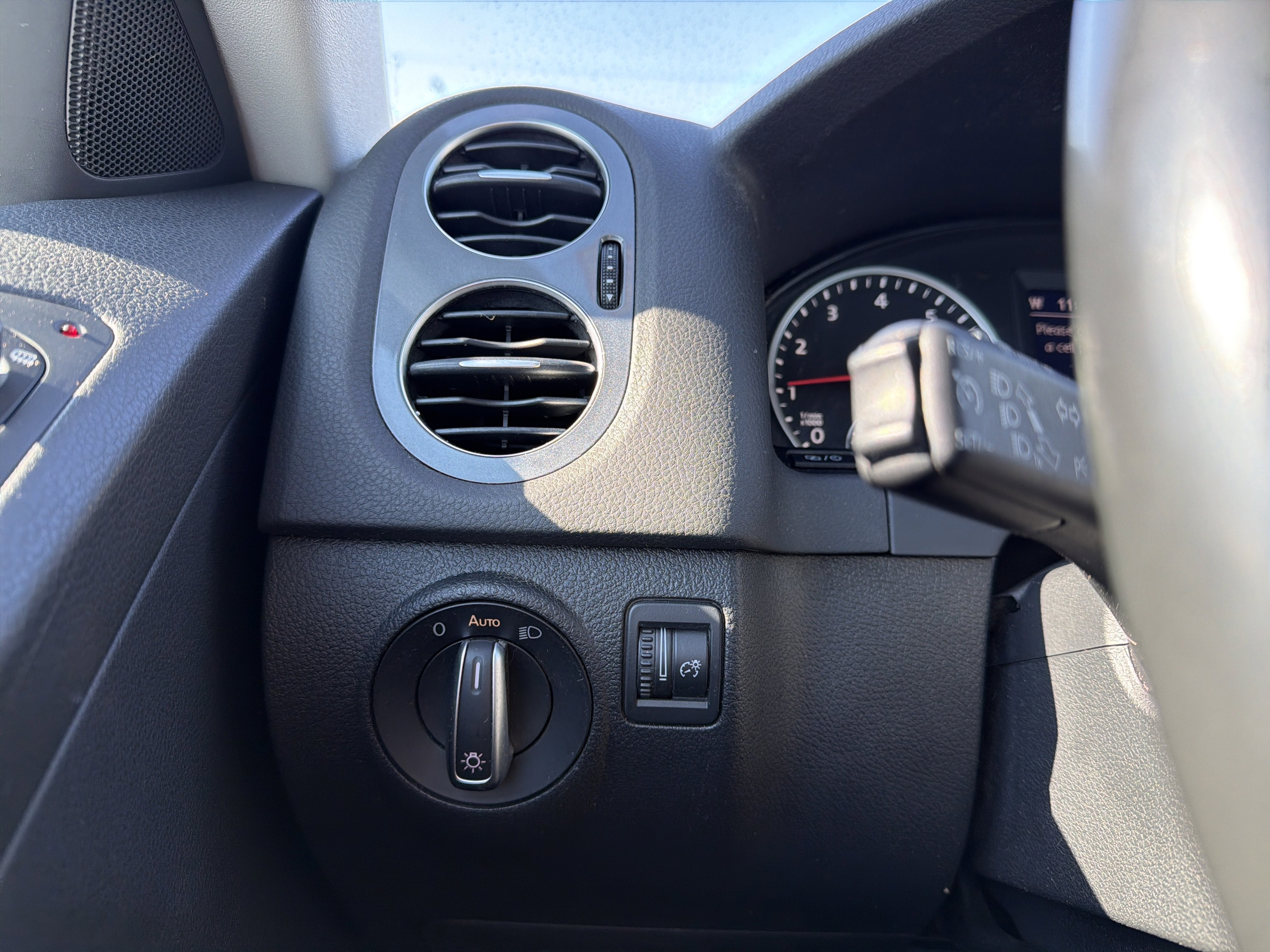 2017 Volkswagen Tiguan 2.0T Wolfsburg Edition 4Motion