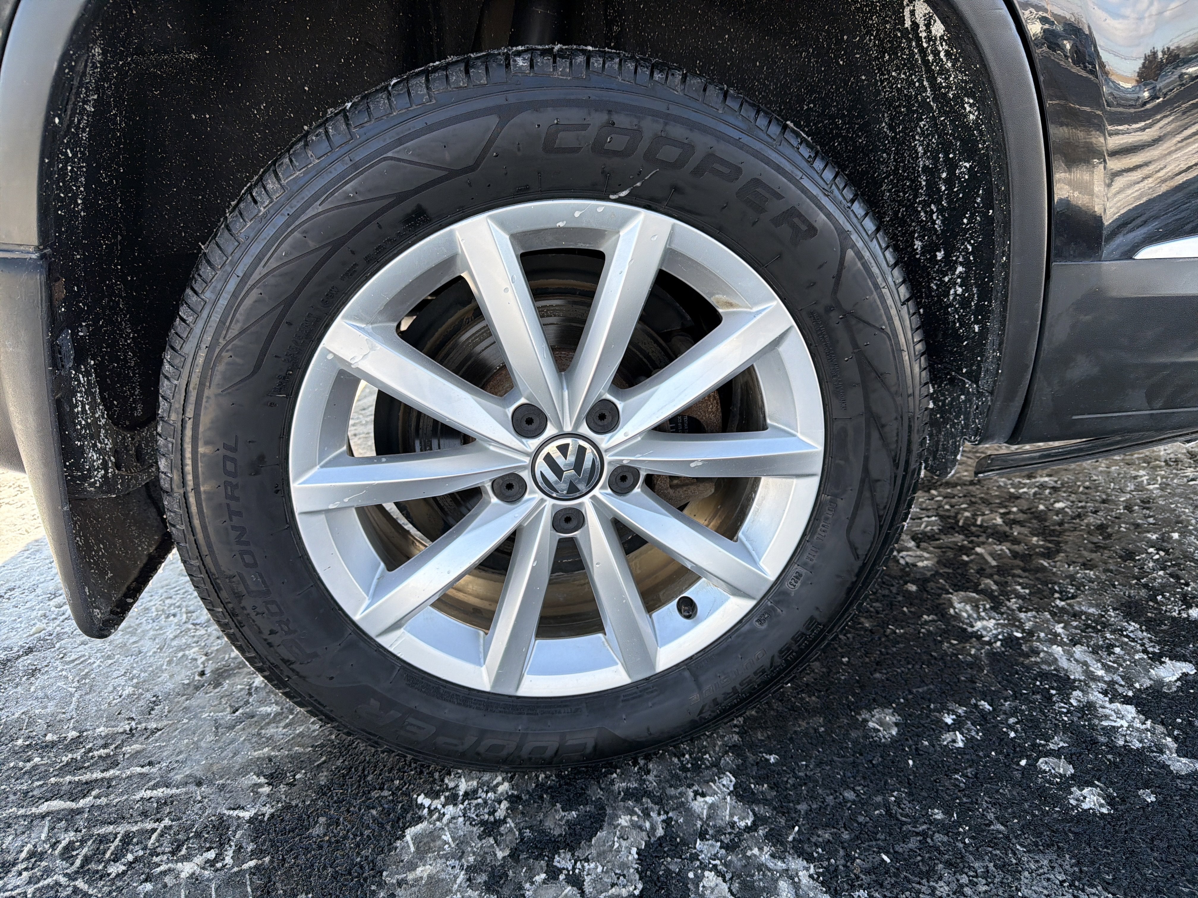 2017 Volkswagen Tiguan 2.0T Wolfsburg Edition 4Motion