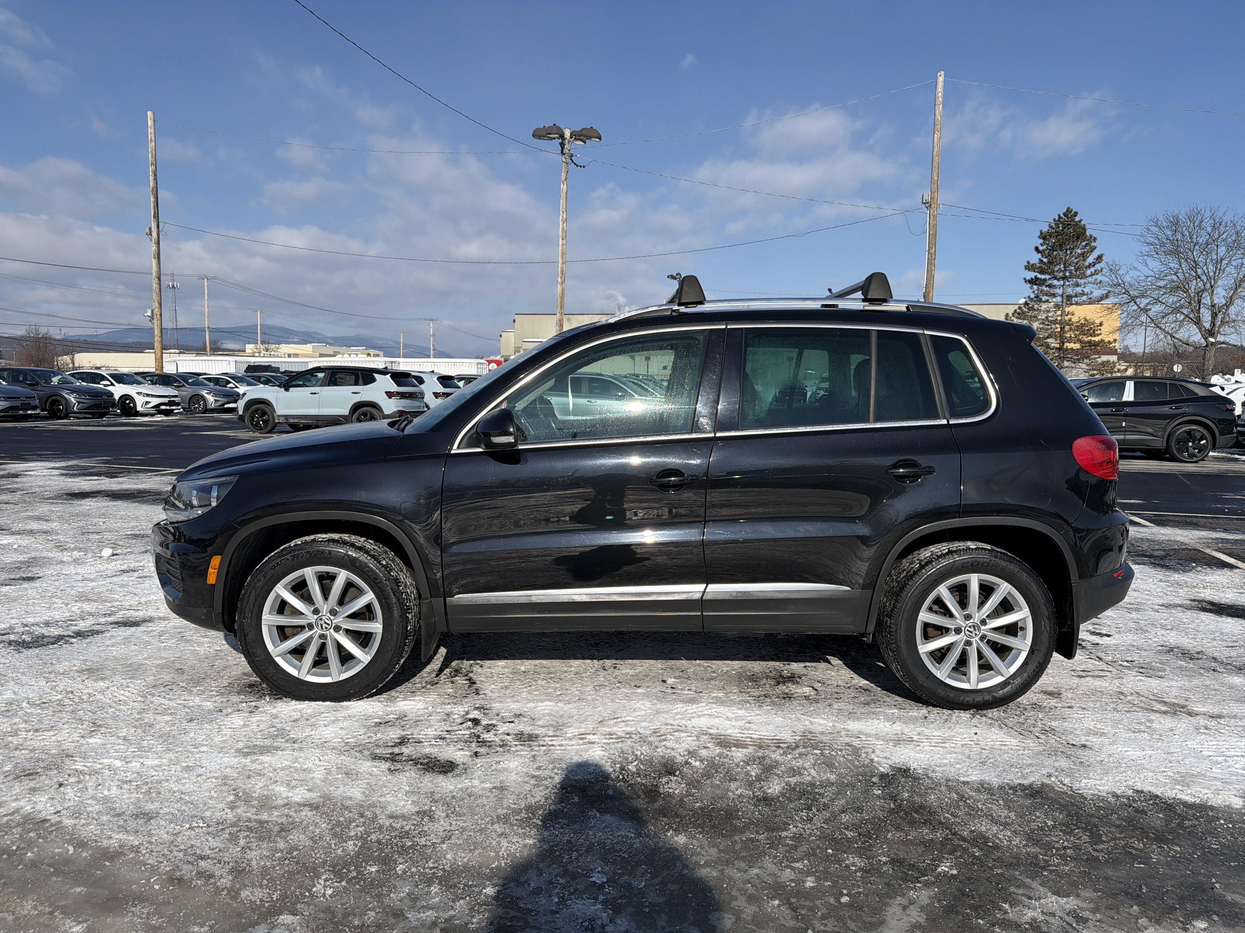 2017 Volkswagen Tiguan 2.0T Wolfsburg Edition 4Motion