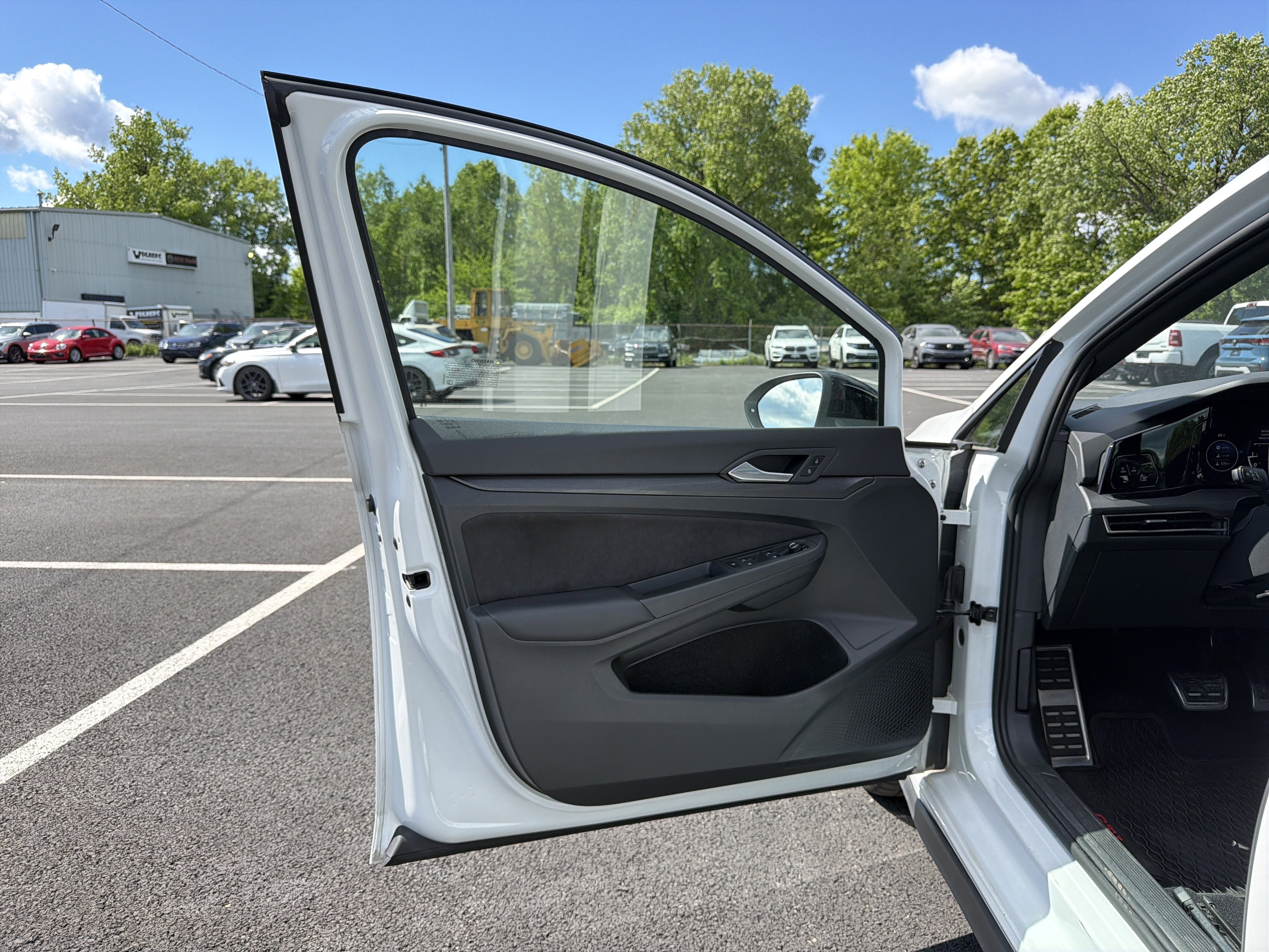 2023 Volkswagen Golf GTI 2.0T 40th Anniversary Edition
