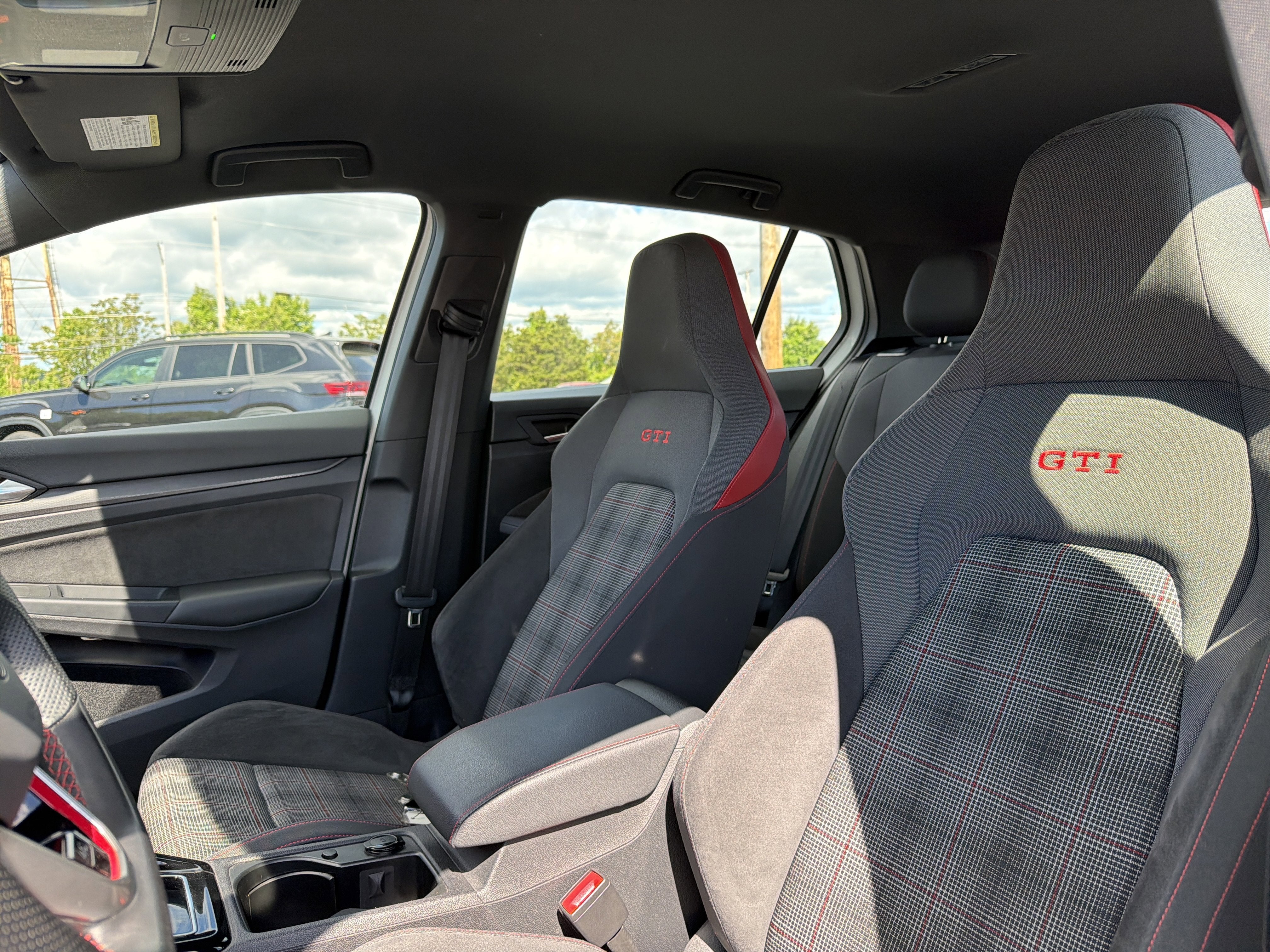 2023 Volkswagen Golf GTI 2.0T 40th Anniversary Edition