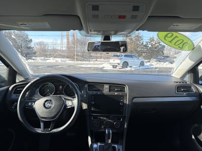 2019 Volkswagen e-Golf SE