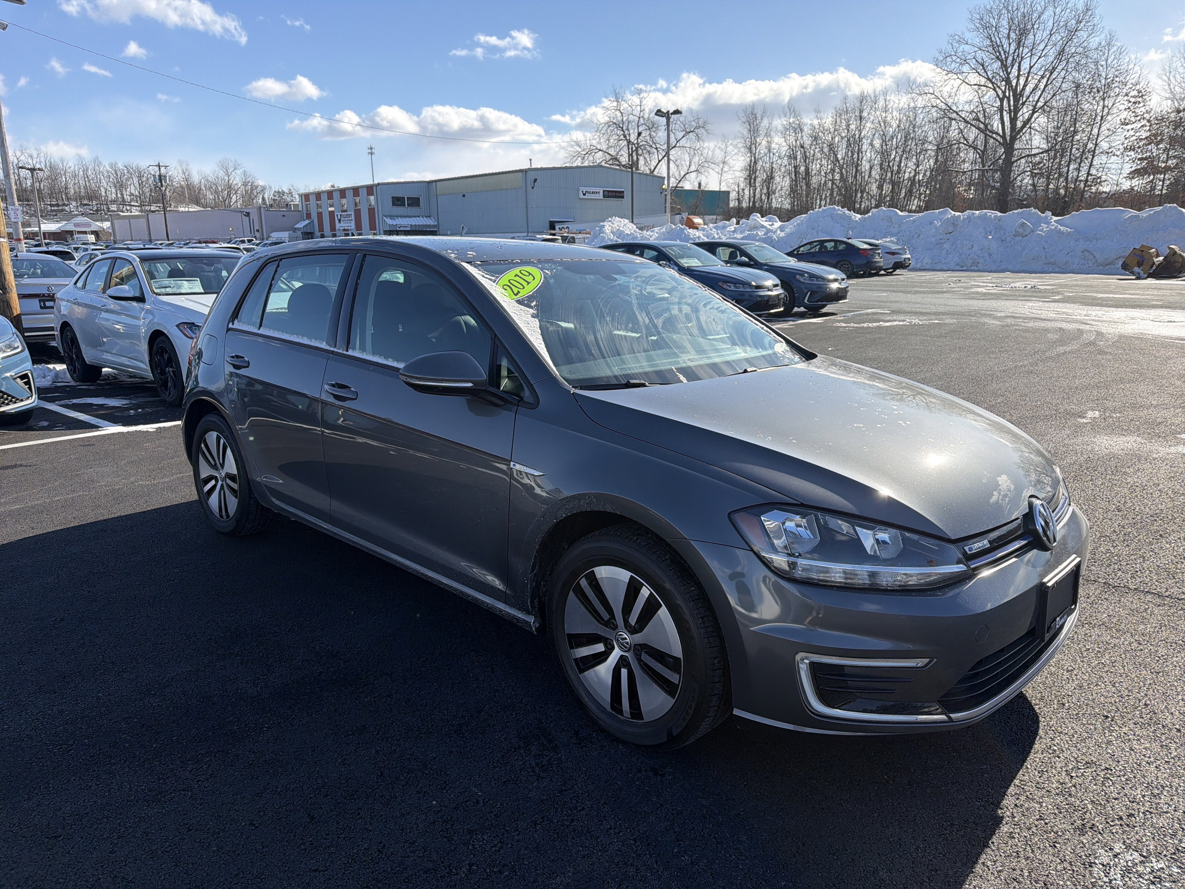 2019 Volkswagen e-Golf SE
