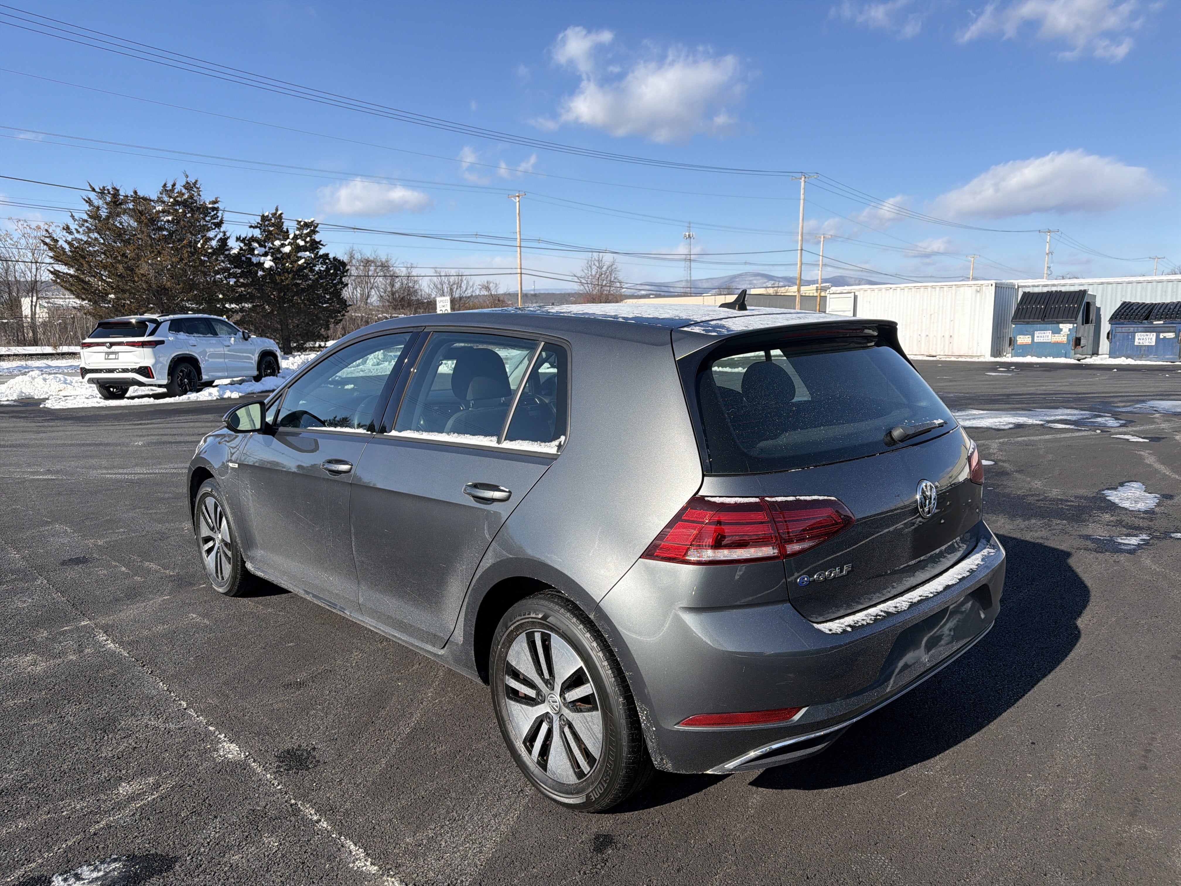 2019 Volkswagen e-Golf SE