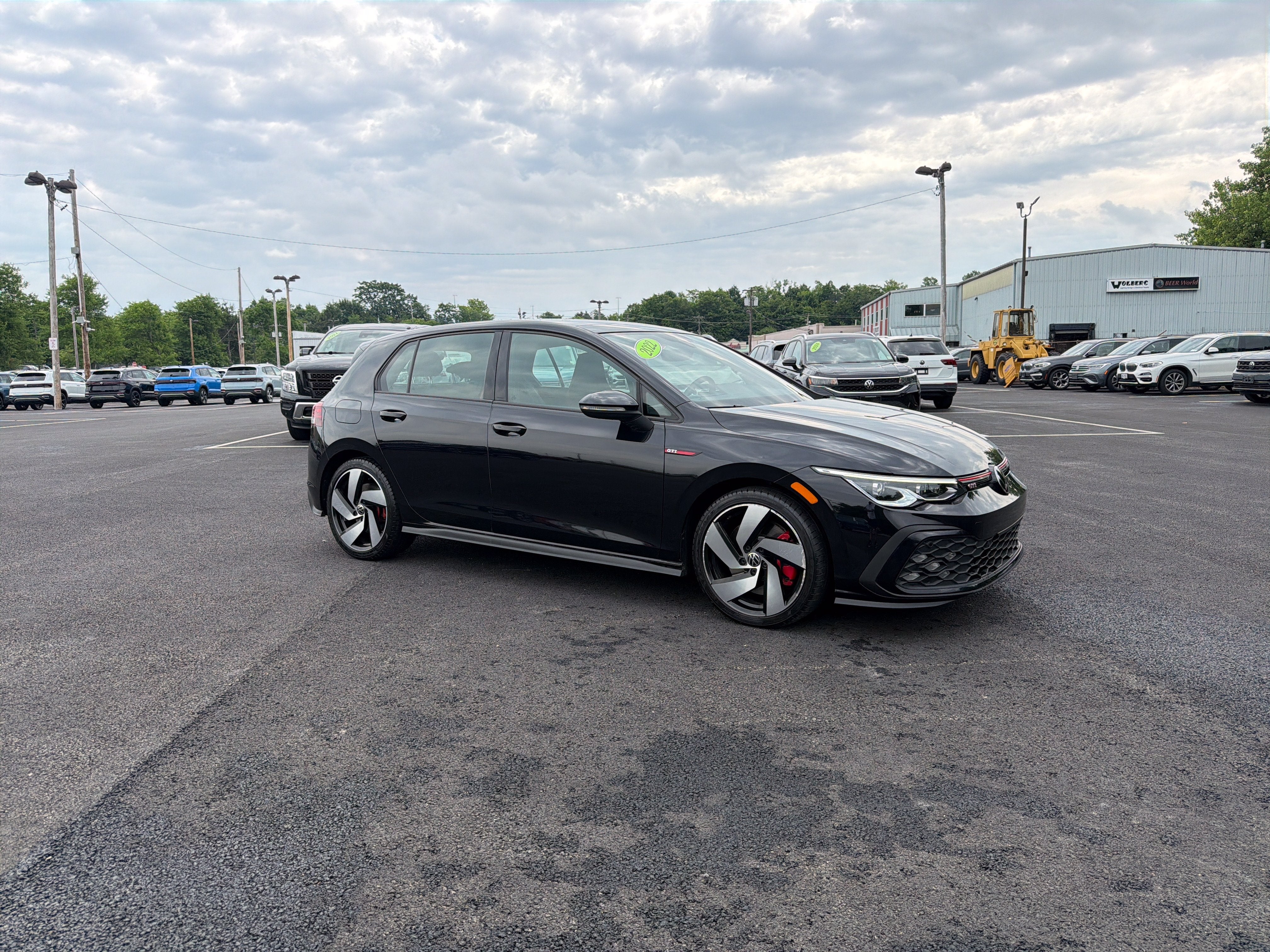 2022 Volkswagen Golf GTI 2.0T SE