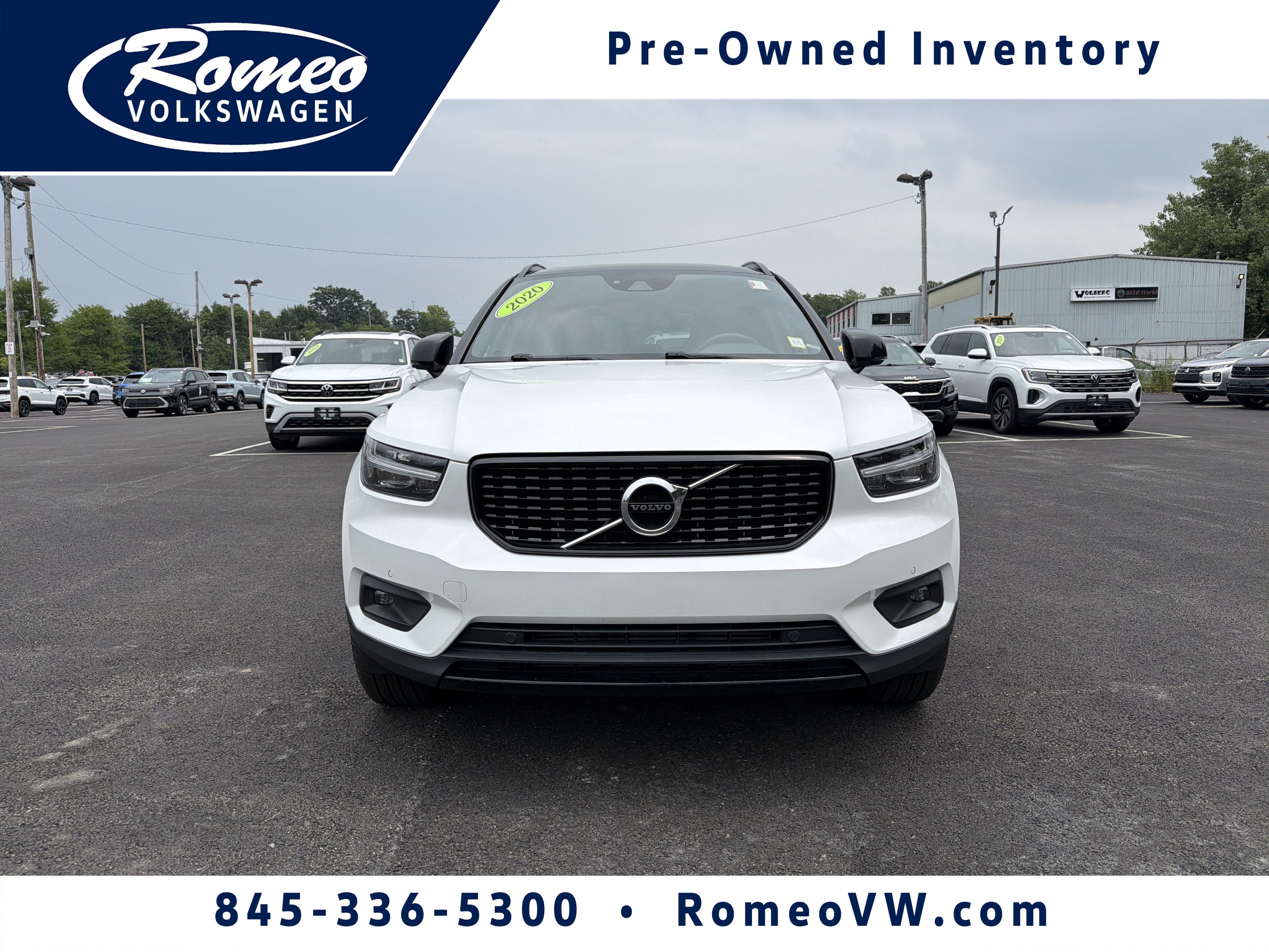 2020 Volvo XC40 R-Design