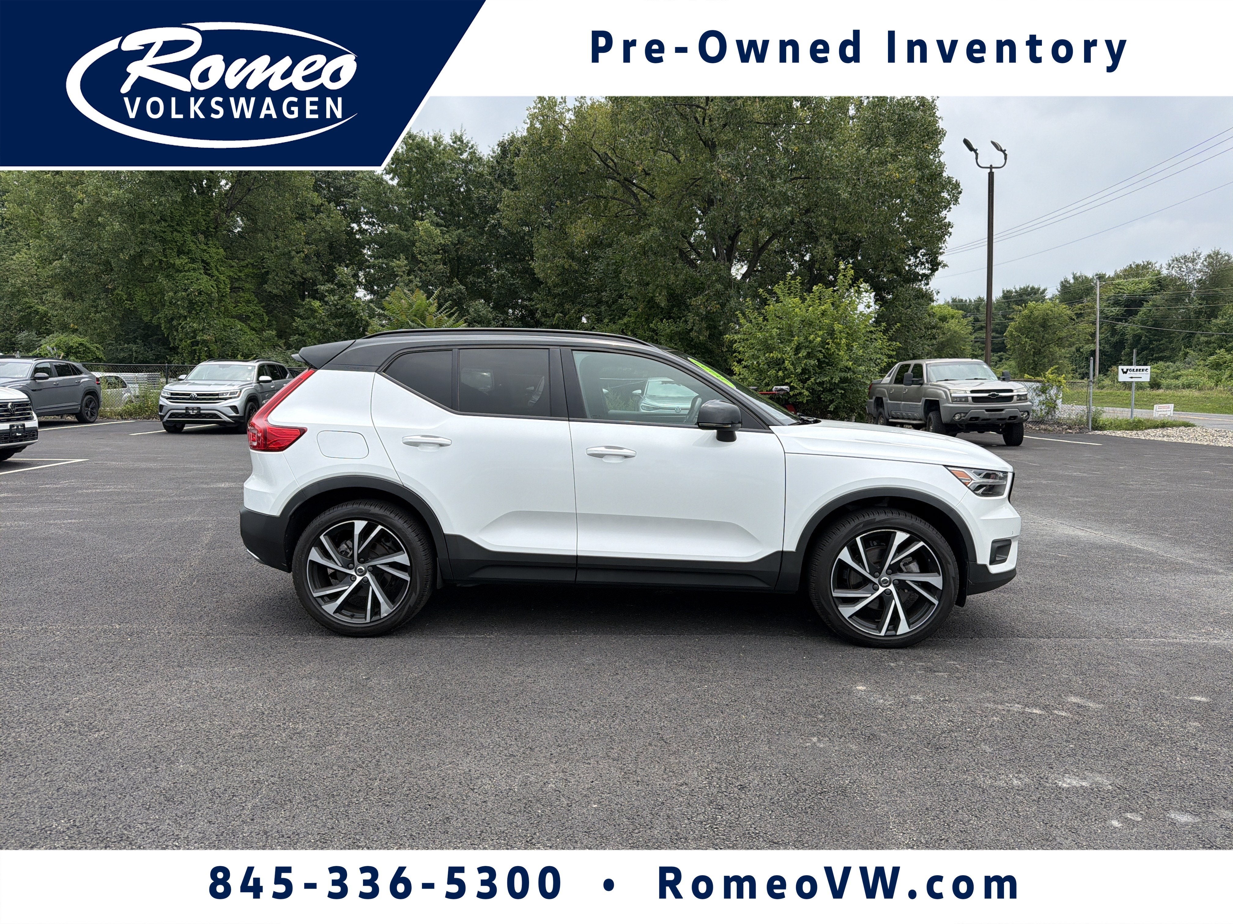 2020 Volvo XC40 R-Design