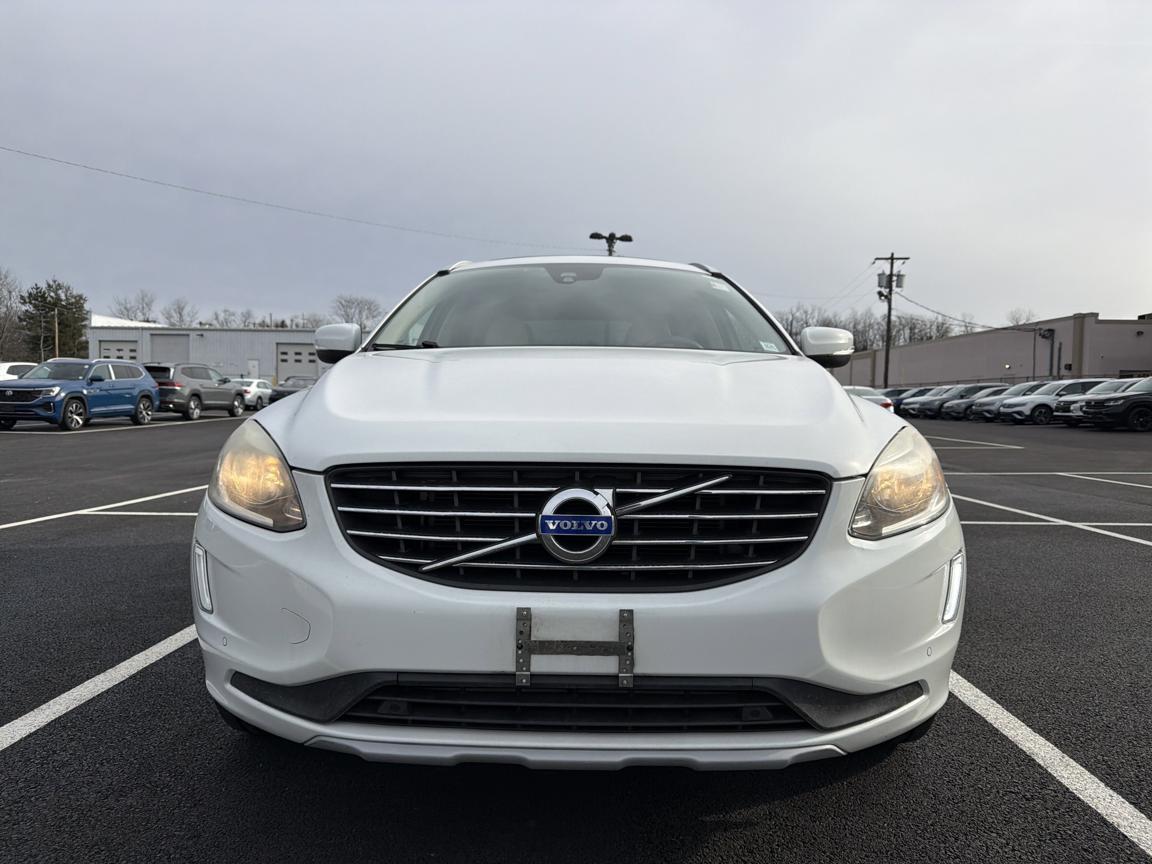 2016 Volvo XC60 T6 Drive-E