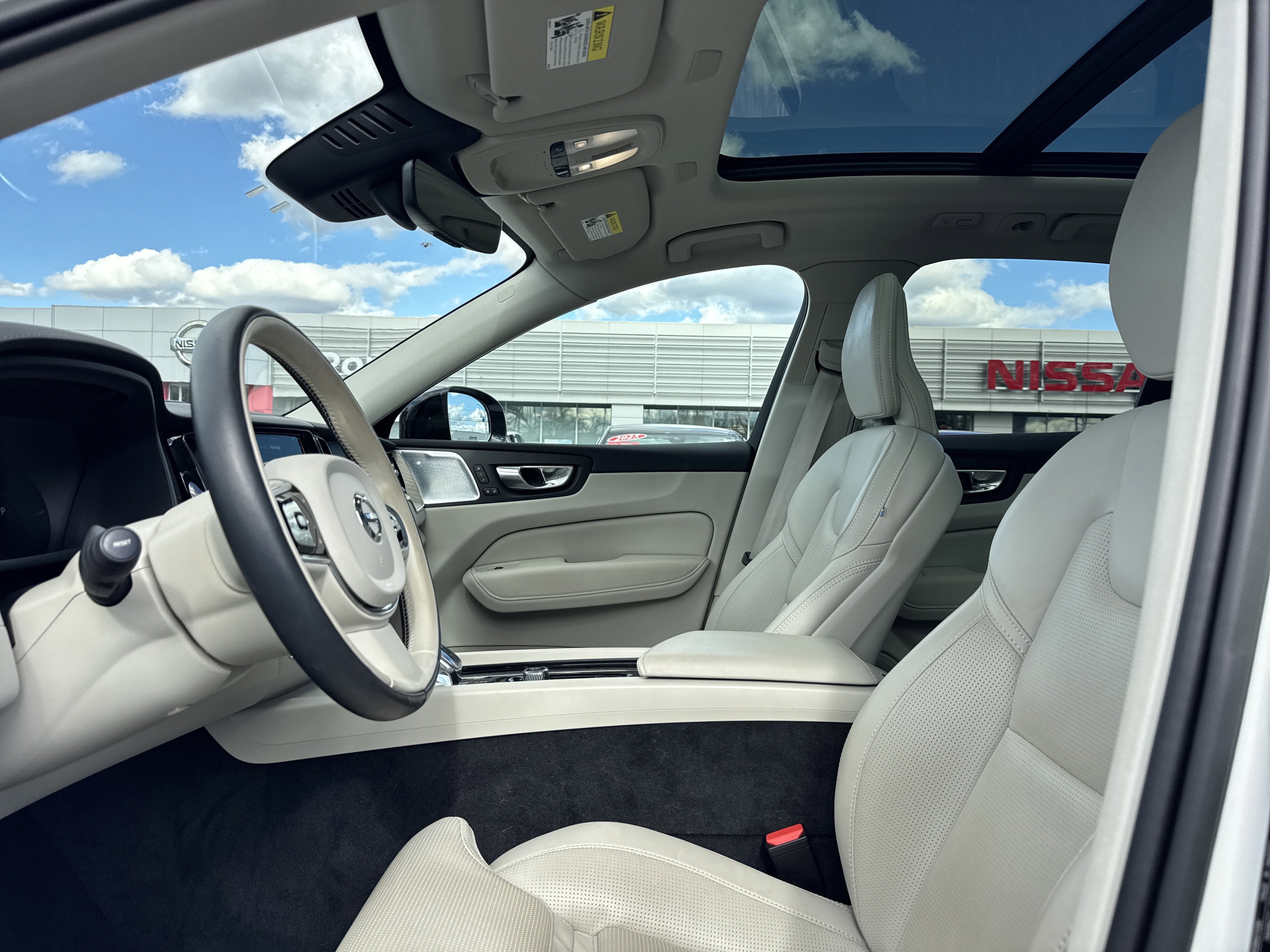 2023 Volvo XC60 Recharge Plug-In Hybrid Ultimate