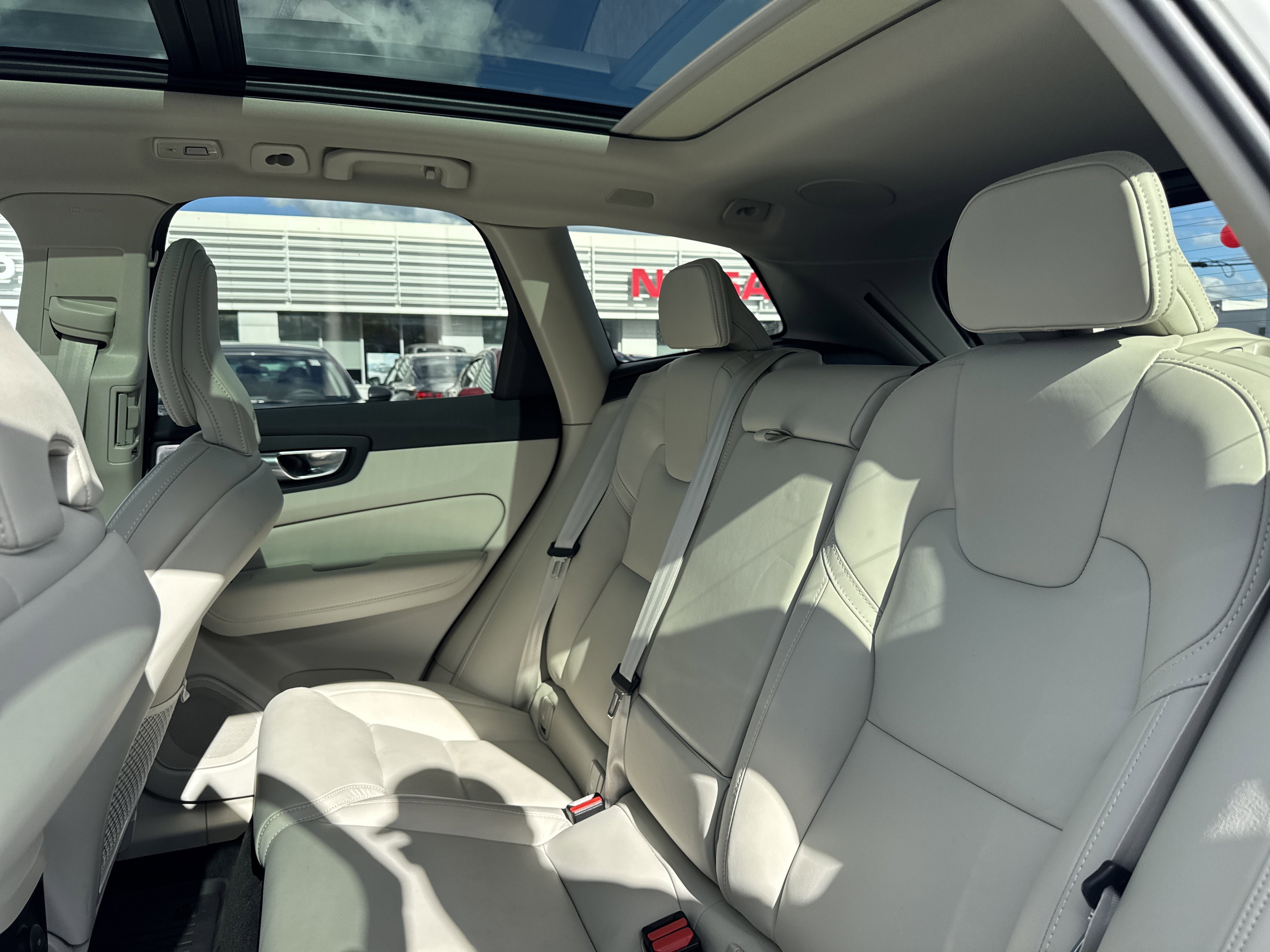 2023 Volvo XC60 Recharge Plug-In Hybrid Ultimate