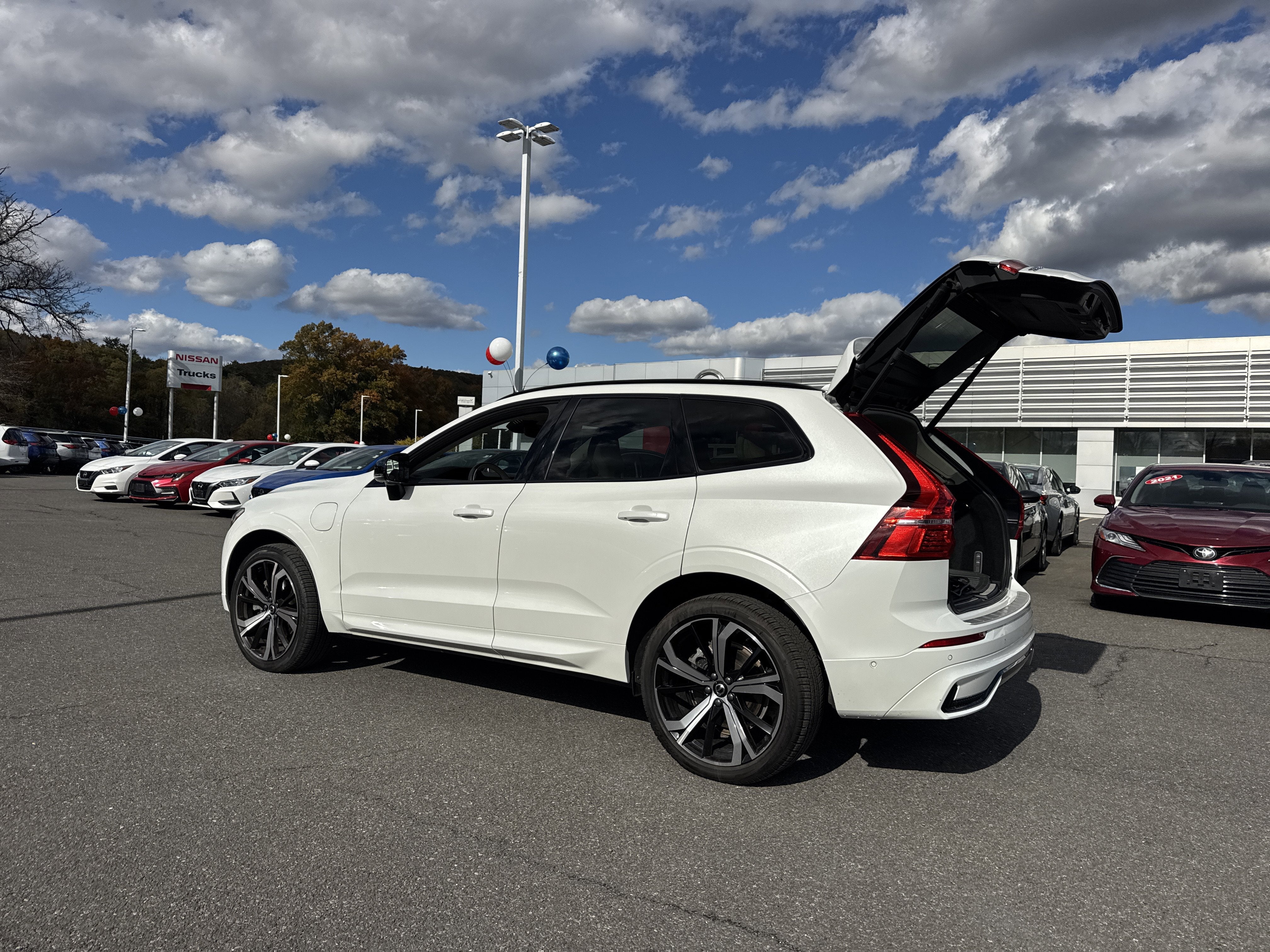 2023 Volvo XC60 Recharge Plug-In Hybrid Ultimate
